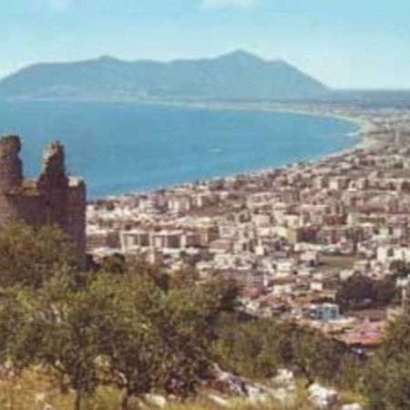 Art Deco City Center Near The Beach! Terracina Exterior photo